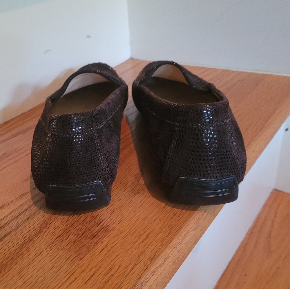 Van Eli Brown Leather Loafers Styled in Italy - Picture 7 of 11
